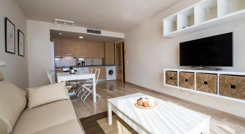 Apartaments Peronel.la - Image 1