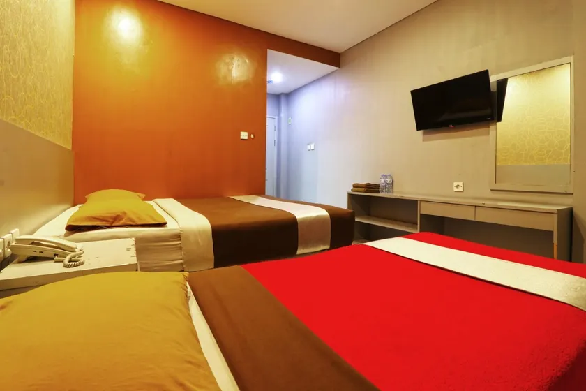 Eve Hotel - Image 1