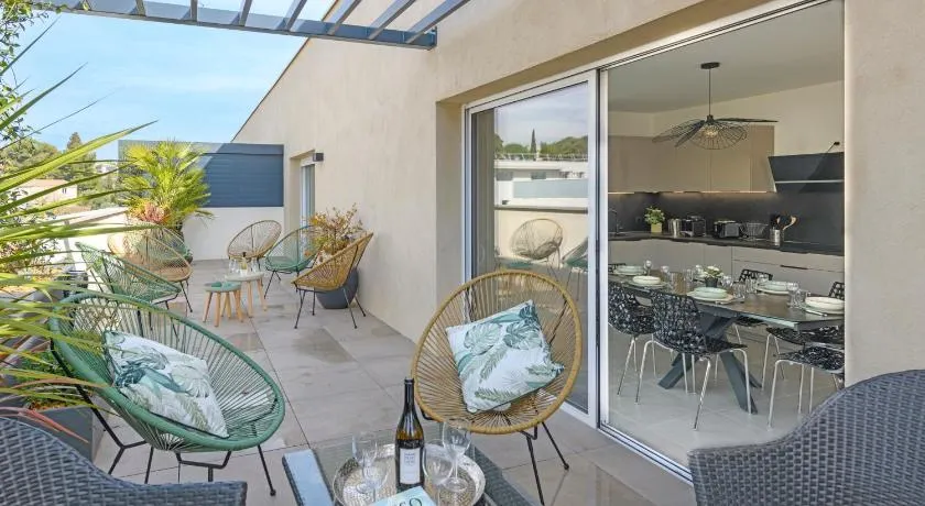 Le Joyau Nîmois - Grande terrasse avec parking - Image 1