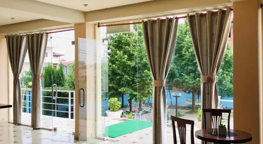 Relax Apartment & Hotel - Image 1