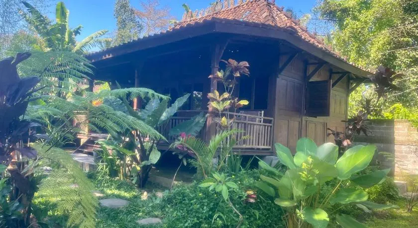 Svarga Uma Cottage - Unwind Amidst Bali Starling Sanctuary - Image 1