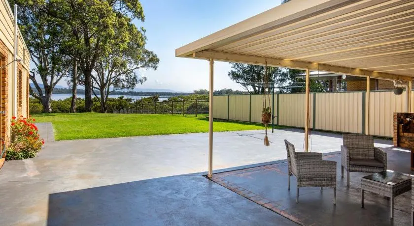 Enchante` - Pet Friendly - Absolute Waterfront - Fireplace - Image 1
