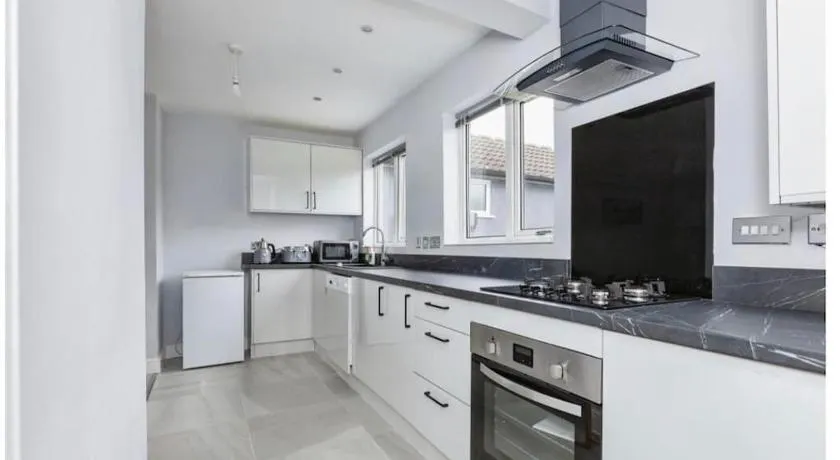 3 Bedroom House in Loughborough - Image 1