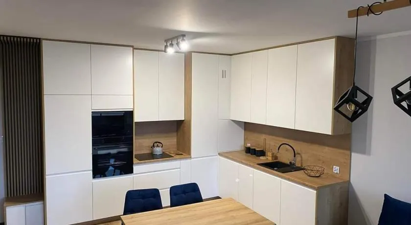 Nowoczesny Apartament Królowej Jadwigi - Image 1