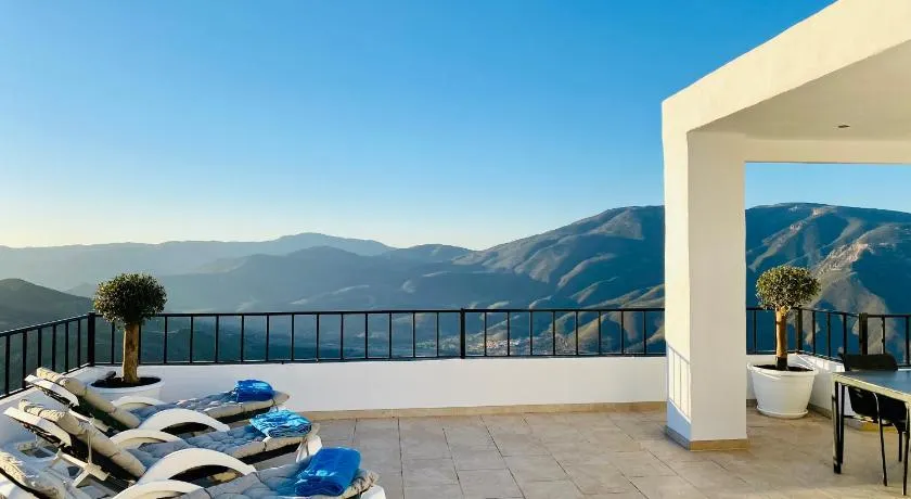 Casa Rif - Image 1