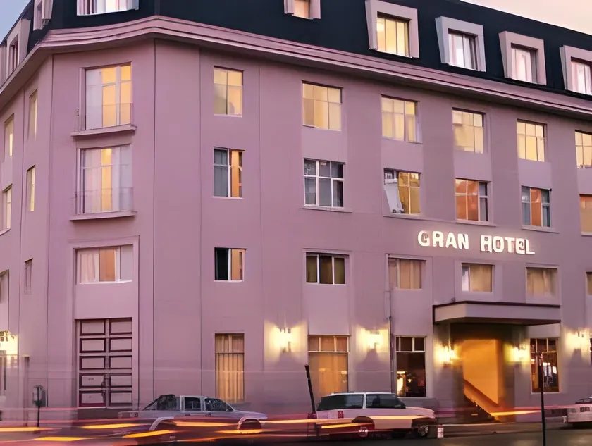 Gran Hotel Isabel Riquelme - Image 1