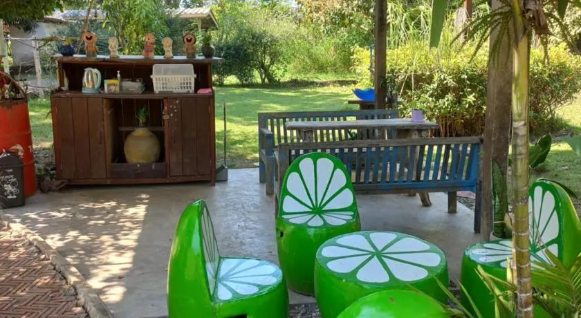บ้านพักคุณยายเขียว - Image 1