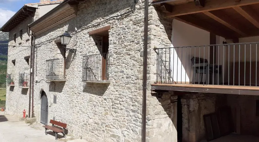 Casa Biñuales - Image 1