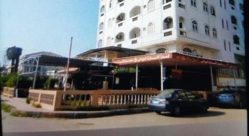 Emirates Hotel - Image 1