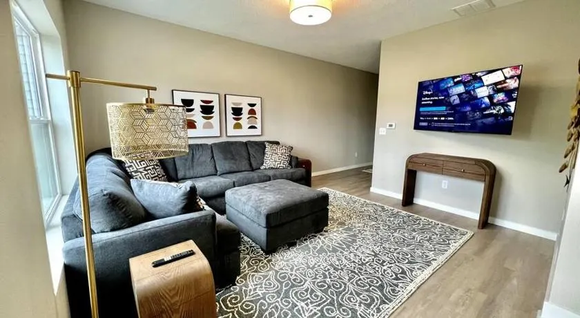 Central Cedar Falls New Construction Townhome! - Image 1