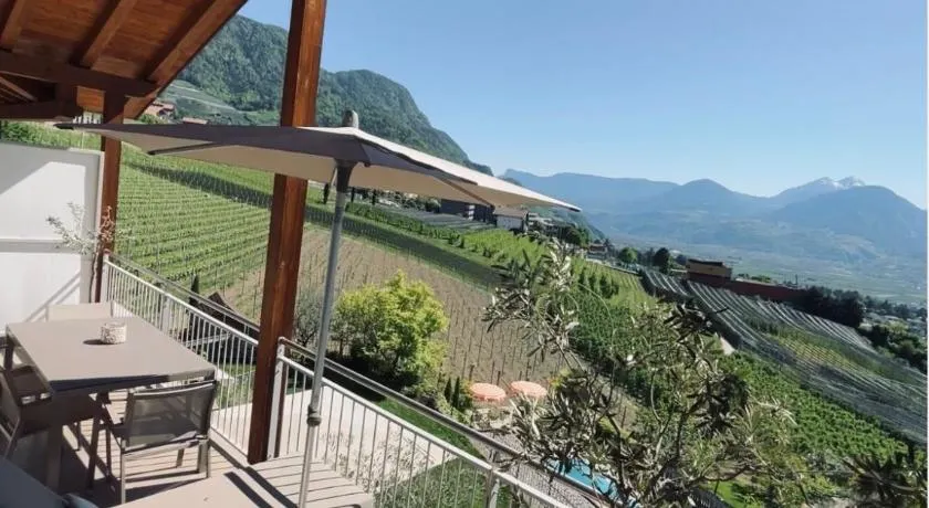 Unterpenatz - ruhig gelegen, Pool, Bergblick, oberhalb Meran - Image 1