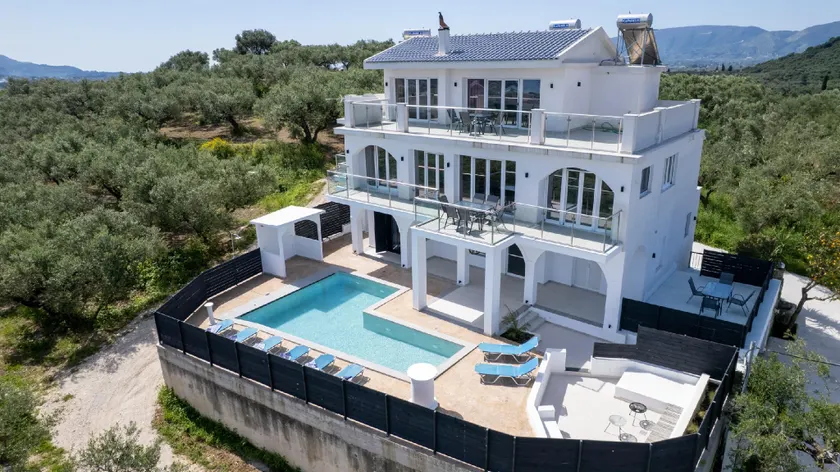 Luxury ApartVilla with Pool, Panoramic Sea View - Image 1