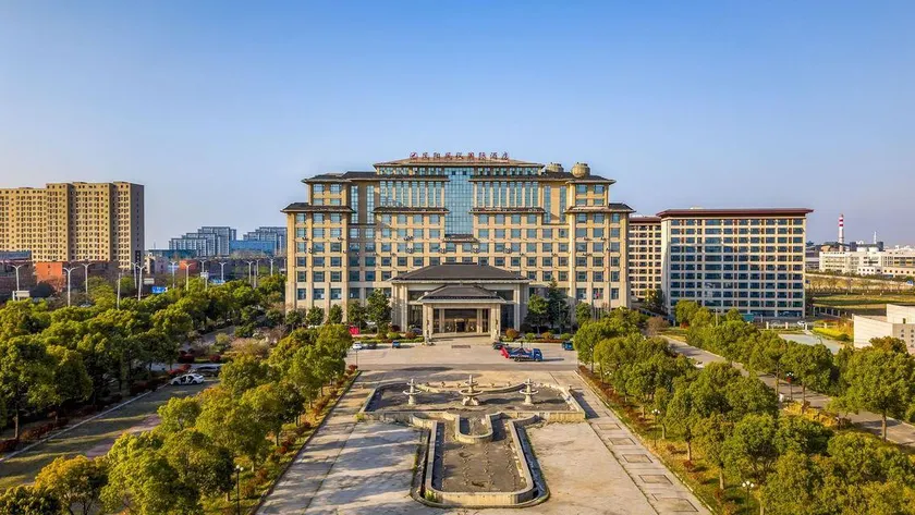 Fengyi International Hotel - Image 1