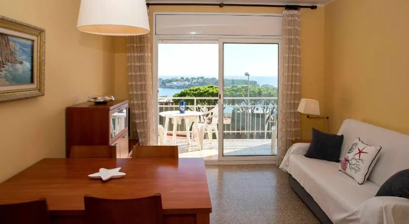 Caoca A6 Apartamento con vistas privilegiadas - Image 1