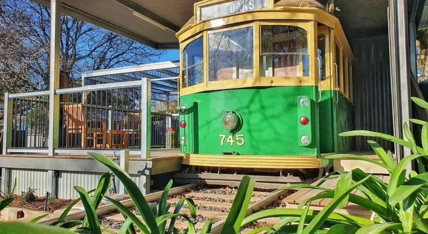 Yarra Valley Tram Stay - Image 1