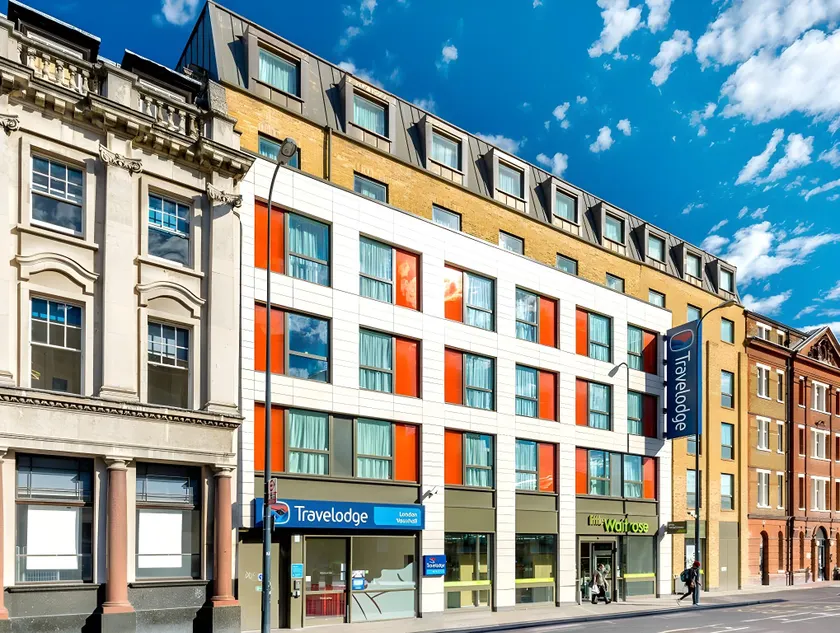 Travelodge London Vauxhall - Image 1