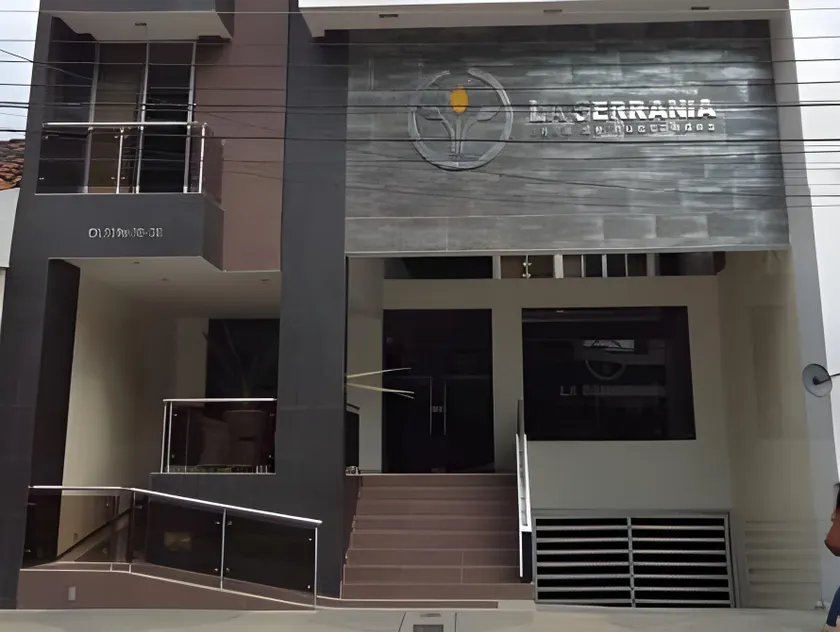 Hotel La Serrania Bucaramanga - Image 1