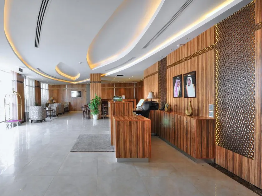 الفنار اوريس شقق مخدومه Auris Al Fanar Serviced apartments - Image 1