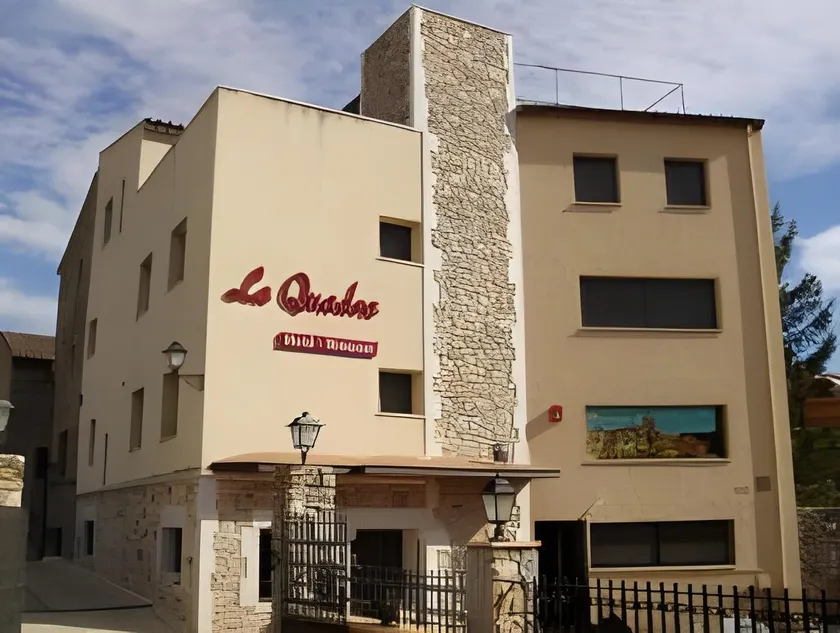 Hotel-Restaurante La Quadra - Image 1