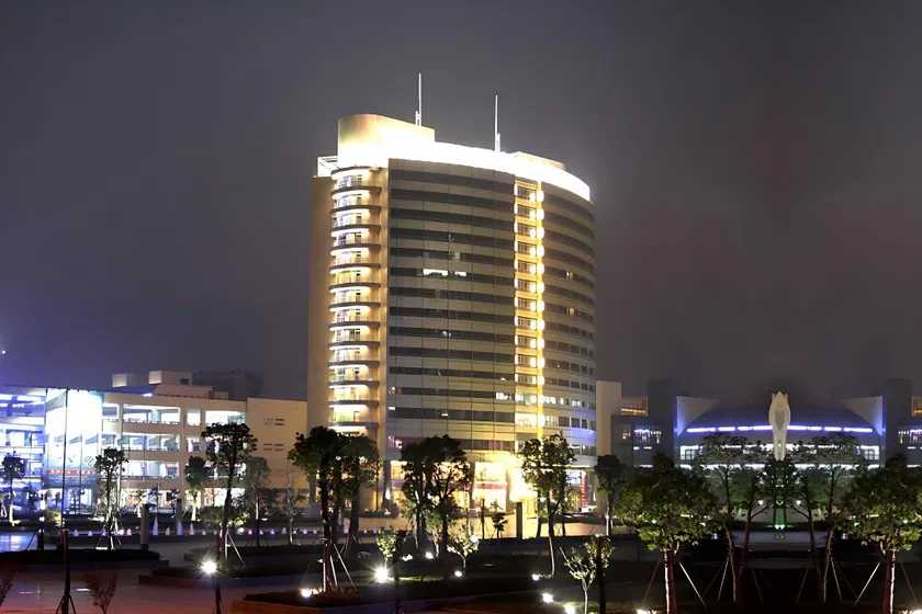 Yiwu Ocean Hotel - Image 1