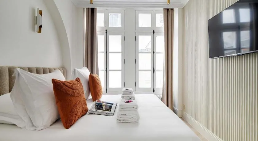 Sublim Apartement  Center of Paris/ Montmartre - Image 1