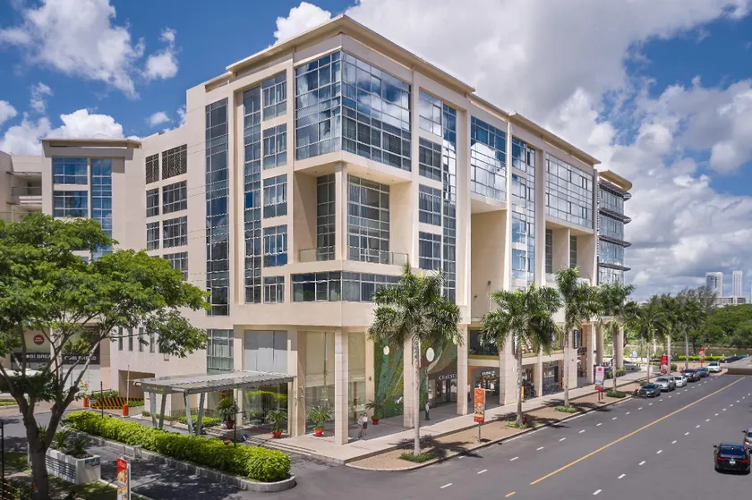 Crescent Residence 1 - Image 1