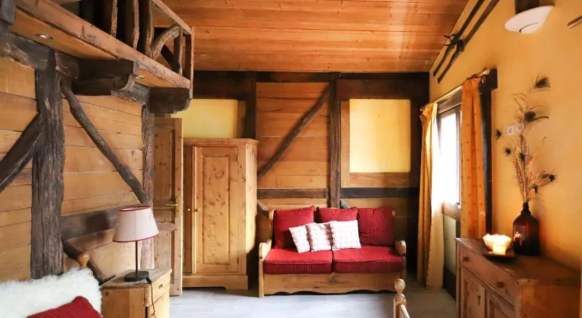 Chalet Alpina résidence Val Claret - Image 1