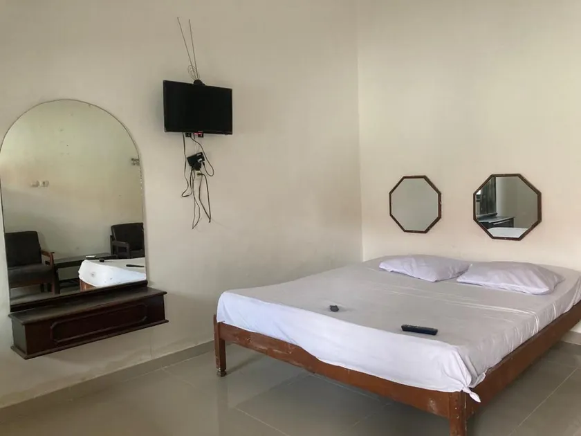 Hotel Surya Citra Jogja A Mitra RedDoorz - Image 1