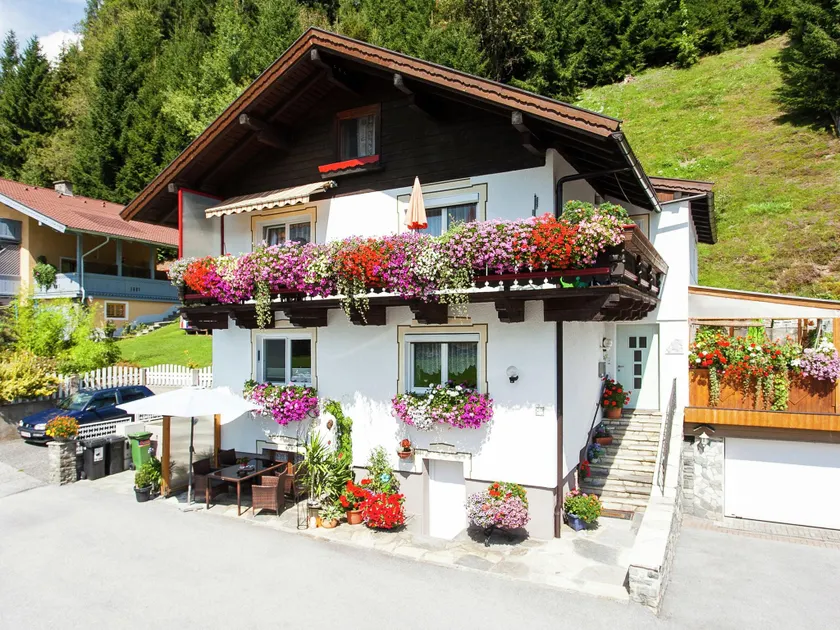 Peaceful Apartment in Stuhfelden near Ski Area Kirchberg - Image 1