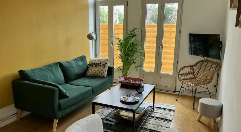 Appartement avec terrasse Salle de sport et 3 chambres - Image 1