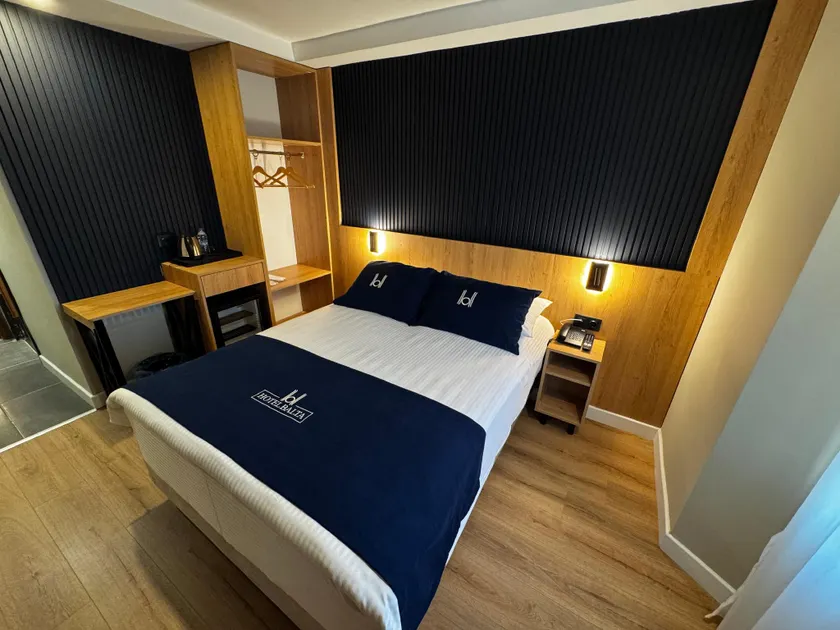BALTA HOTEL - Image 1