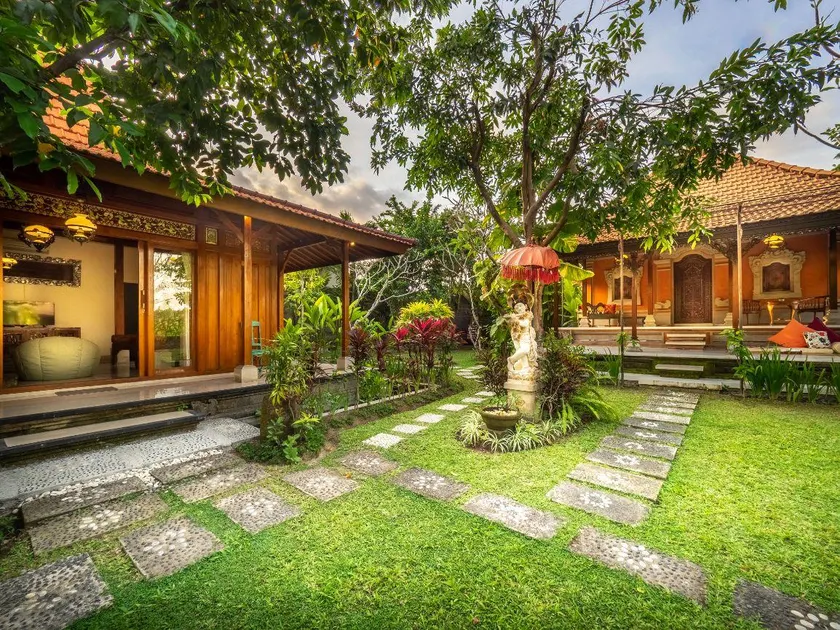 Tiis Garden Puri Villas - Image 1