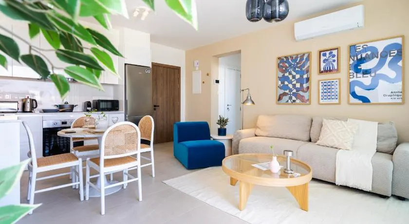 Jas Living - Chic Apts & Balconies in Larnaca - Image 1