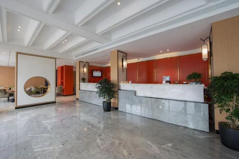 Wenzhou Yuexiang Holiday Hotel - Image 1