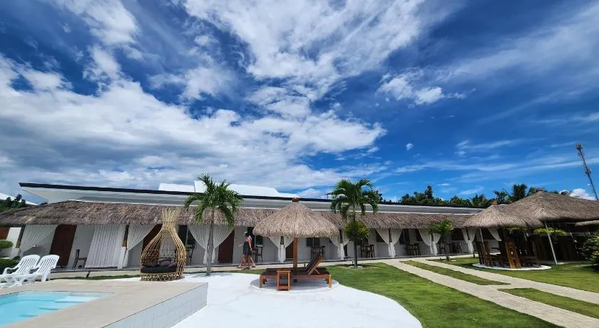 Treeshade Resort & Spa Moalboal - Image 1