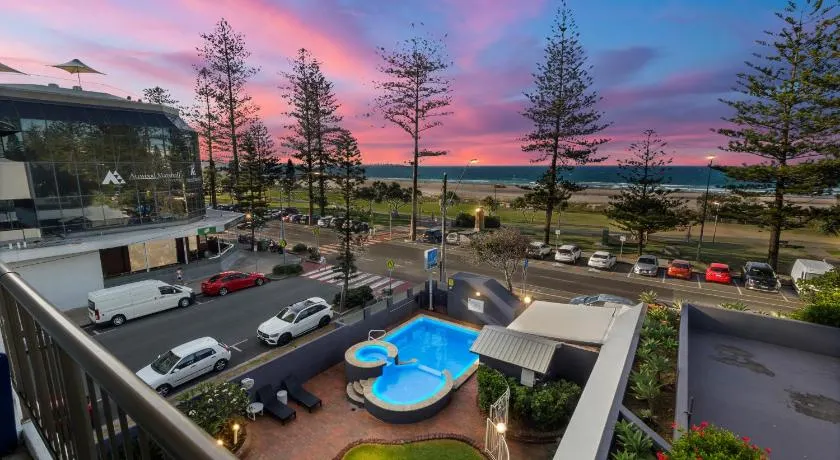 Aries Holiday Apartments - Image 1