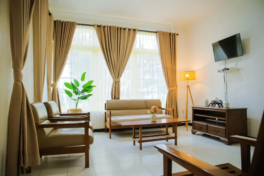 Rumah Engkong Villa & Studio - Image 1