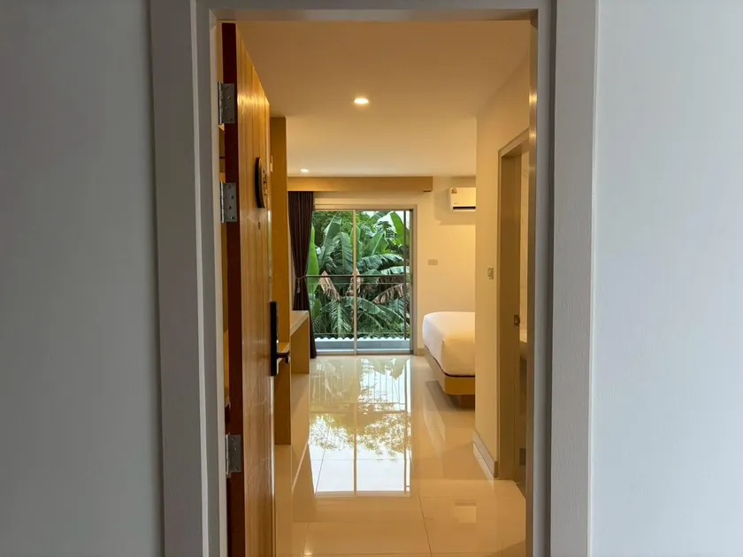 Luna Residence - Image 1