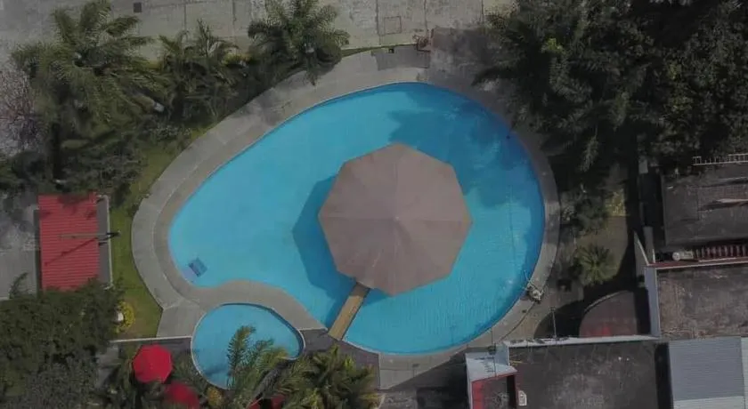 Hotel D´ Alba - Image 1