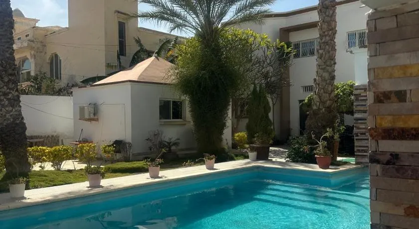 Le Patio - Image 1