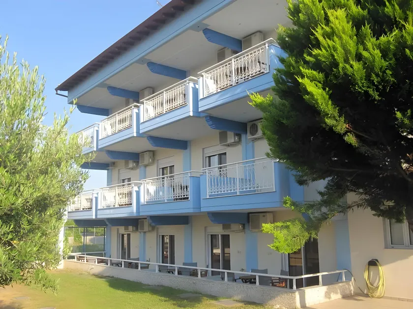 Hotel Nautilos - Image 1