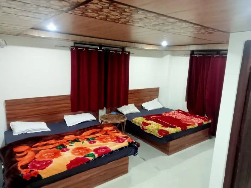 Hotel Radha Krishana - Image 1