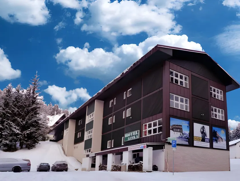 Hotel Lenka - Image 1