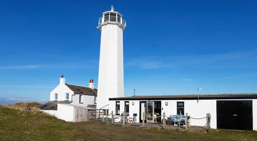 Finest Retreats - The Lighthouse Hide - Image 1