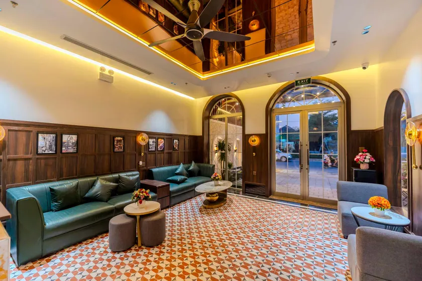 RosaLie Quảng Bình Hotel - Image 1