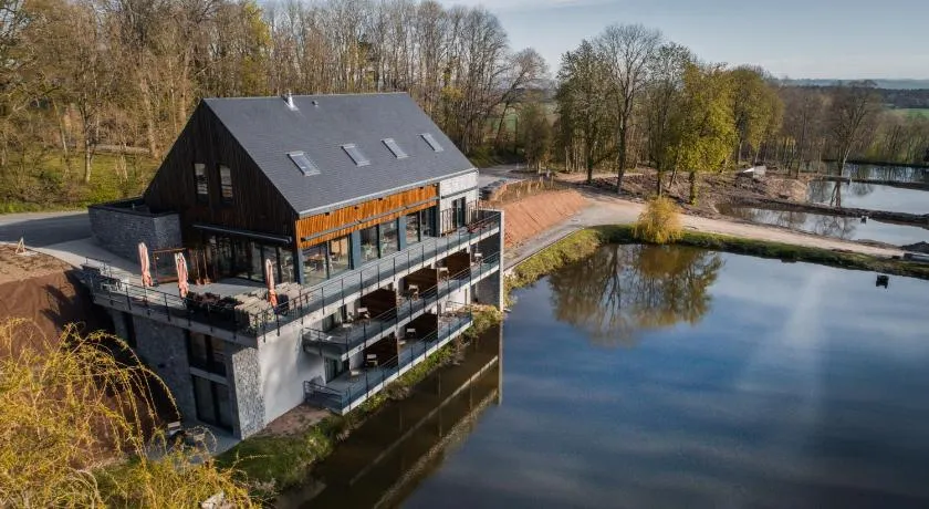 ABCD - Hôtel-restaurant - Image 1