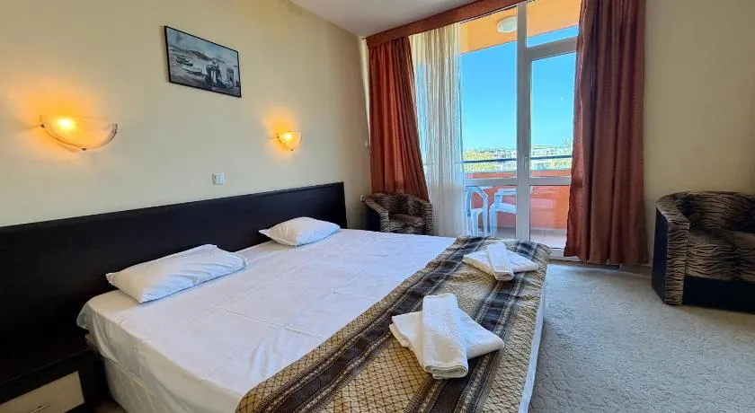 Hotel Amaris - Image 1