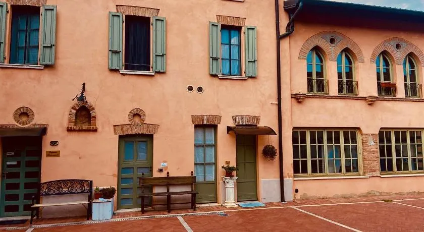La Casina - Image 1