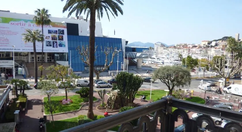 Arthur Properties Croisette - Image 1