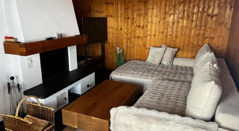 Gemütliches Chalet mit Kamin&Seeblick in Oberterzen Flumserberg - Image 1